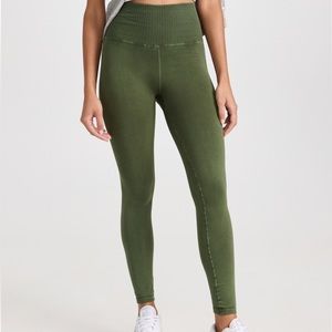 Free People | High-Rise 7/8 Length Good Karma Leggings Medium Large Green